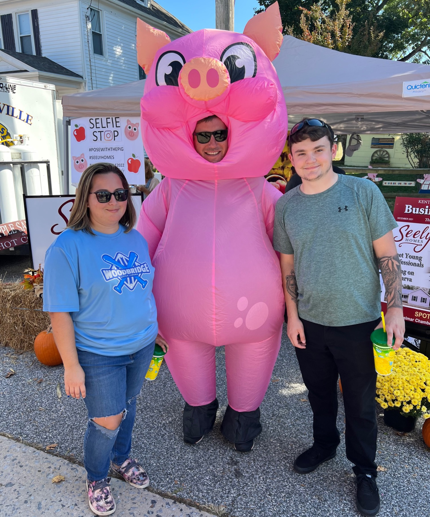 Scrappy the Pig at Apple Scrapple